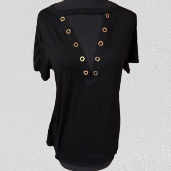 Choker V Neck T-shirt with Metal Eyelets  4237  NWT Boutique - Picture 3 of 11